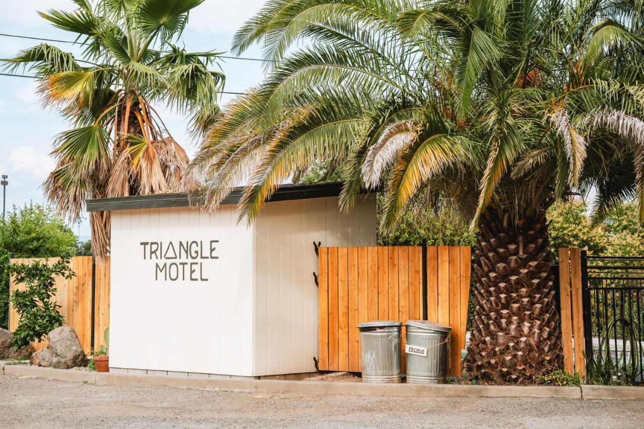 Triangle Motel Red Bluff Extérieur photo