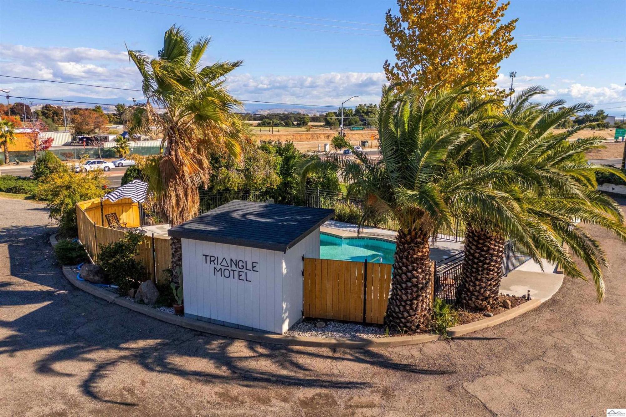 Triangle Motel Red Bluff Extérieur photo